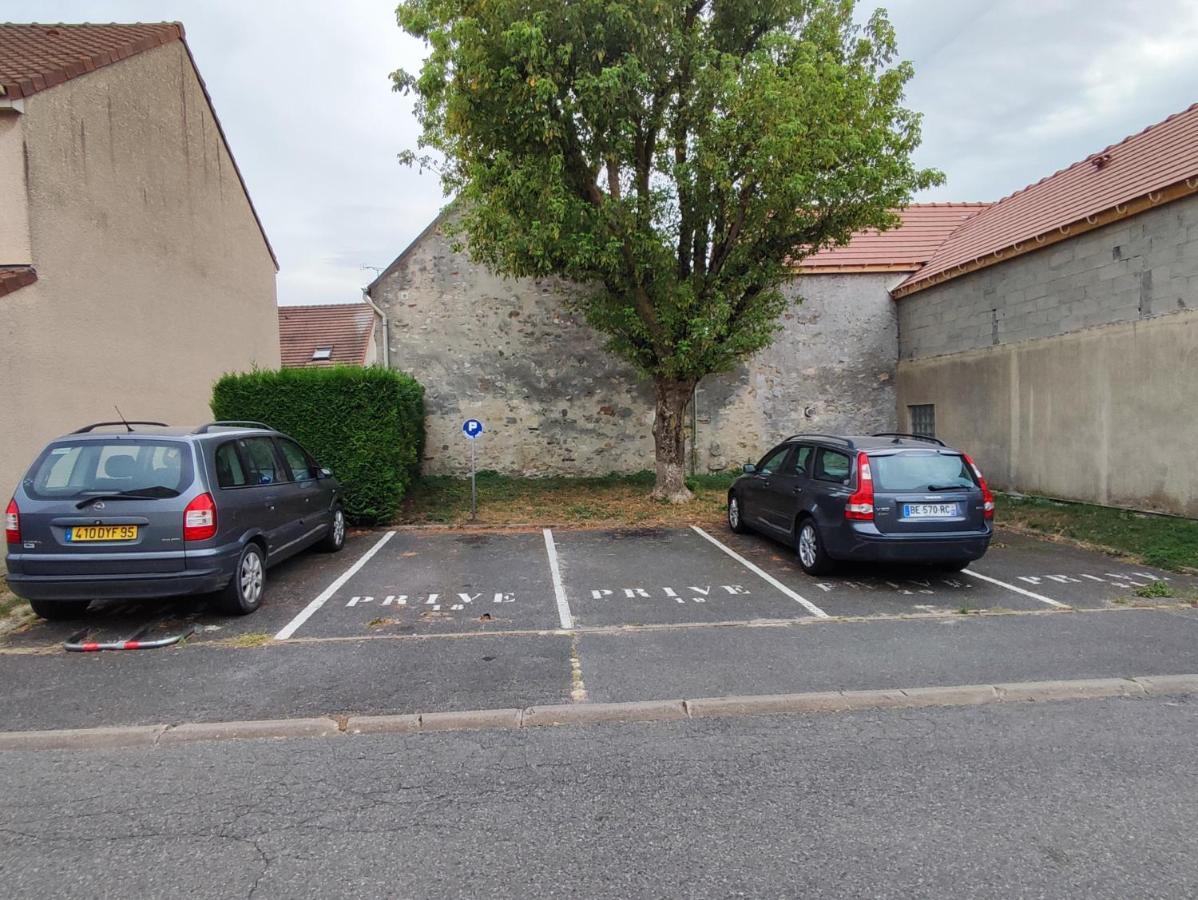Duplex Autonome Cosy à En France Roissy-en-France